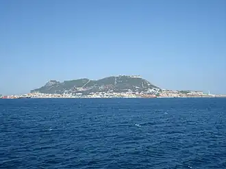 Гибралтар, вид с моря