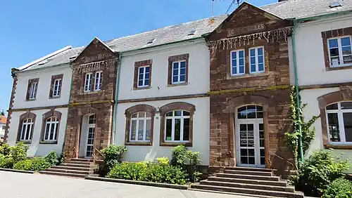 Здание школы