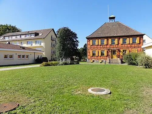 Детский дом и церковь непорочного зачатия