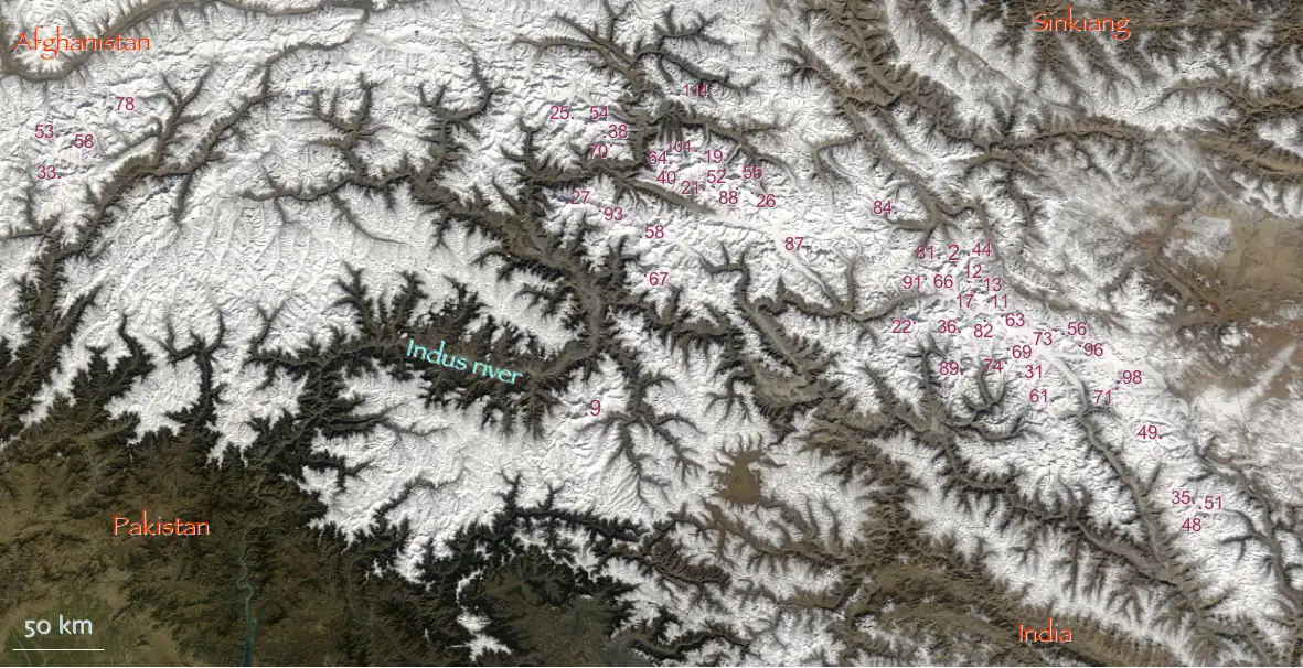 Расположение гор в Гиндукуше и Каракумах, согласно списку высочайших вершин земли