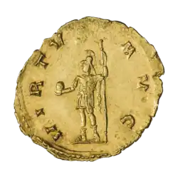 Галлиен (253—268). Ауреус. Ок. 261 г. Рим. Реверс.Марс стоит, влево; в руках глобус и скипетр.