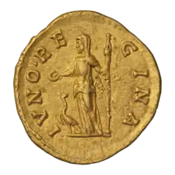 Ауреус, реверс. Юнона, у ног павлин