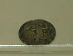 Подражание серебряной драхме с изображением сидящего Зевса со скипетром в одной руке и птицей (возможно орлом) в другой