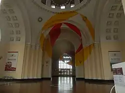 Внутри станции