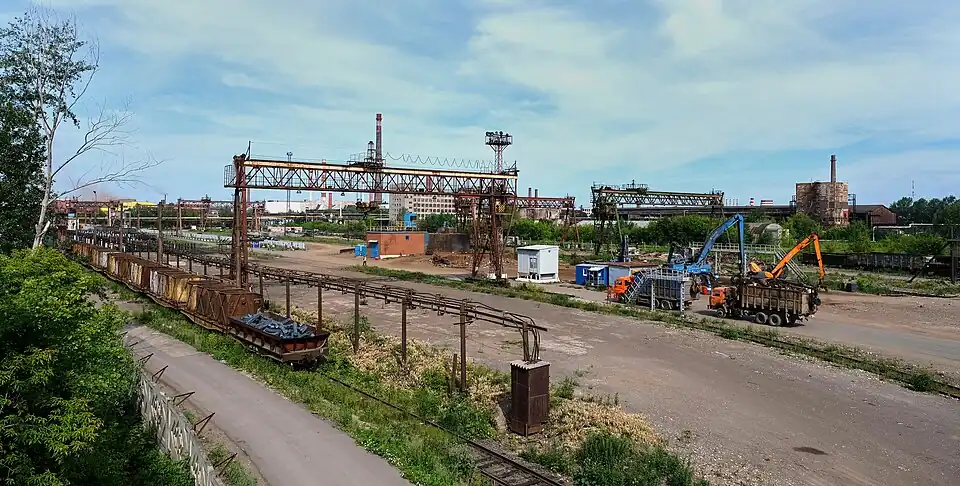 Вид на восточную часть промплощадки с ул. Новоажимова