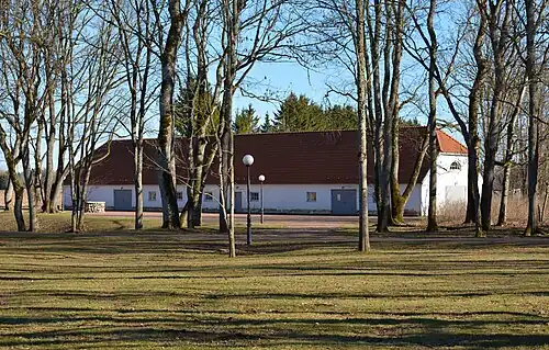 Конюшня рабочих лошадей