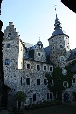 Фасады с внутренней стороны