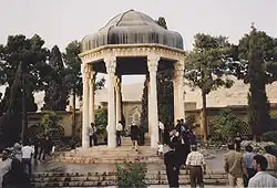 Мавзолей Хафиза в Ширазе — городе поэтов.