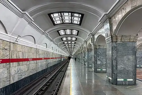 Платформа станции по 2-му пути