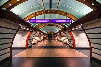 Центральный зал станции «Обводный канал»