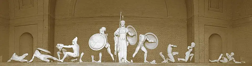 Останки западного фронтона в Мюнхенской глиптотеке