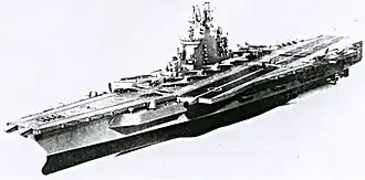 Модель авианосца проекта 1160 — на палубе размещены модели истребителей МиГ-23К и самолёта РЛДН