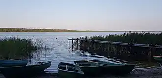 Вид на северную часть озера летом 2019 года.