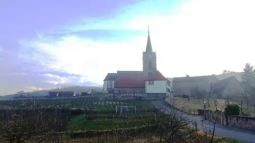 Вид на церковь Сен-Жорж