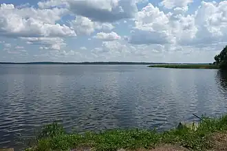 Вид на озеро летом 2011 года