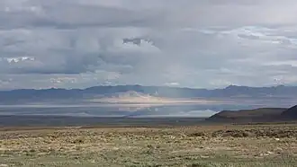 Вид на озеро Севир в сентябре 2013 года