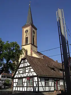 "Hermannshäusle" and the protestant Church (Michaeliskirche) at Blankenloch