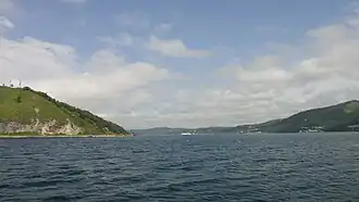 Исток Ангары из озера Байкал