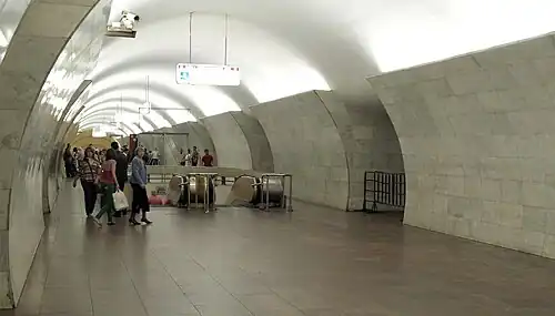 Зал станции