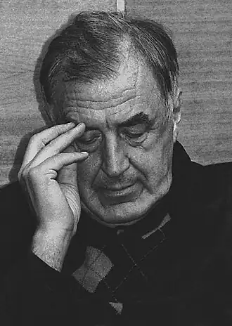 Валерий Попов