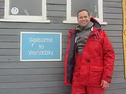 «Добро пожаловать на антарктическую станцию „Академик Вернадский“»